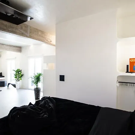Athenian Noir Blanc Penthouse - Breathtaking View - Center Apartment