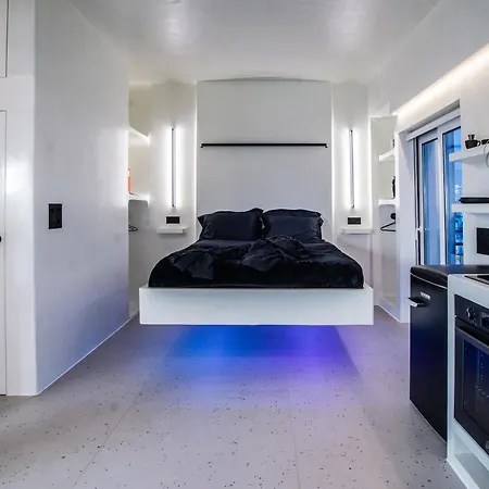 Athenian Noir Blanc Penthouse - Breathtaking View - Center Apartment